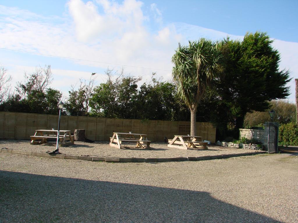 Padua Guest Accommodation Rosslare Rosslare Harbour ภายนอก รูปภาพ